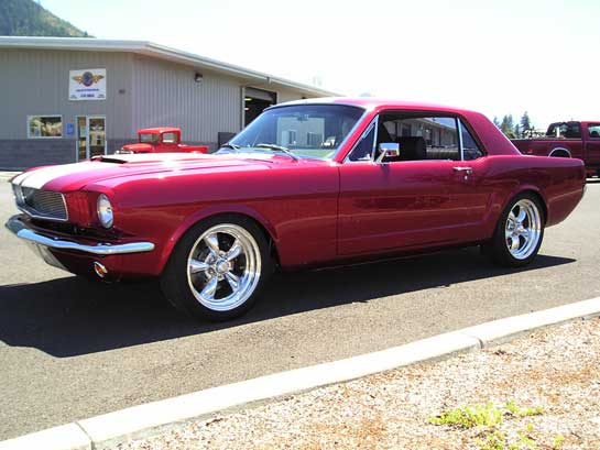 1966 mustang side shot